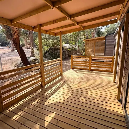 Camping Les Chenes Du Golfe Premium 5 Personnes
